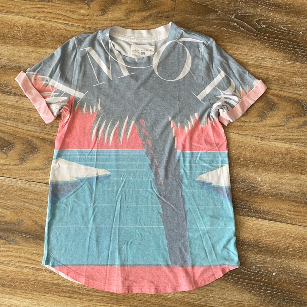 Sol Angeles Amor Tee